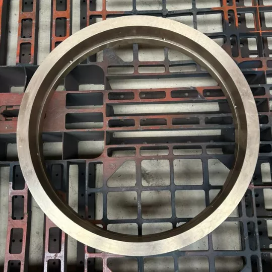 Mengenal Fungsi Vital Ring Bronze: Komponen Kecil Penahan Beban dan Gesekan Ekstrem