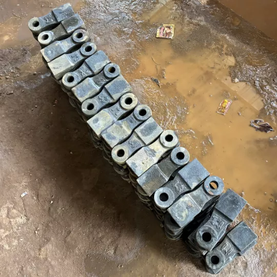 Hammer Material Mangan Steel 14%